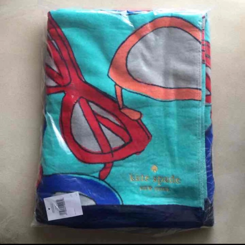♠️ sunglasses beach towel